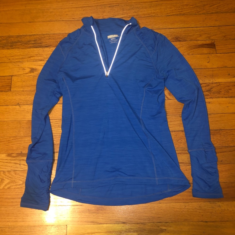 Sports sweater